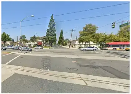 [11-20-2024] Los Angeles County, CA – Woman Struck and Killed While Crossing Street in Long Beach