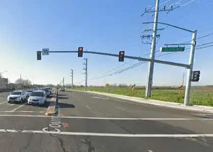 [08-22-2024] Pregnant Woman and Child Hospitalized After Three-Vehicle Crash in Elk Grove