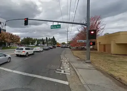 [10-08-2024] Medics Dispatched After Two-Vehicle Crash on Howe Avenue in Arden-Arcade