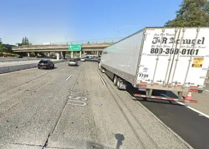 [10-28-2024] Sacramento County, CA – Possible Minor Injuries Reported After Multi-Vehicle Crash on Highway 50