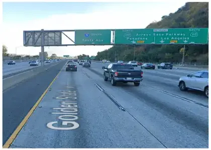 [01-24-2025] Los Angeles County, CA – Firefighters Contain Grass Fire Along 5 Freeway In Elysian Park