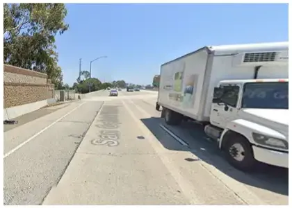 [12-18-2024] Los Angeles County, CA – At Least One Killed After Collision Involving Box Truck and Big Rig on 605 Freeway in Long Beach