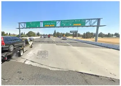 [12-05-2024] Sacramento County, CA – Ambulance Dispatched After Two-Vehicle Crash on Business 80 South of Exposition Boulevard