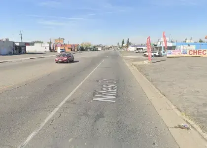 [06-06-2024] At Least One Person Seriously Injured After Pedestrian Vs. Vehicle Hit-And-Run Crash in Bakersfield