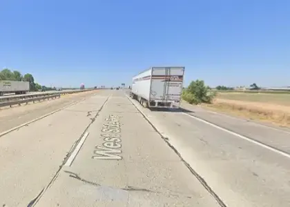 [09-10-2024] San Joaquin County, CA – Minor Injuries Reported After Big Rig and Vehicle Crash on Southbound I-5 in Lodi