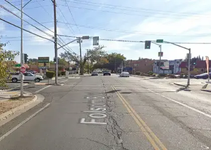 [11-04-2024] Possible Injuries Reported After Collision Involving Bicyclist on Folsom Boulevard near 51st Street