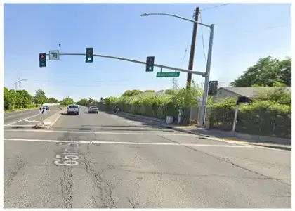 [01-09-2025] Man Injured After Three-Vehicle Crash at 65th Street Expressway and Elder Creek Road