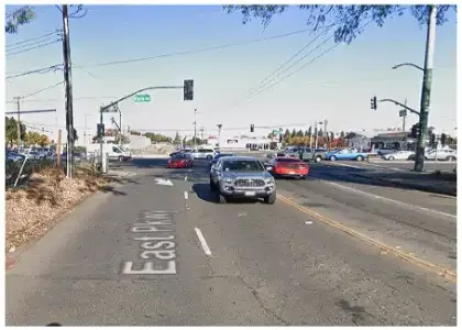 [11-25-2024] Sacramento County, CA – Emergency Crews Dispatched After Two-Vehicle Crash Blocks Roadway on East Parkway